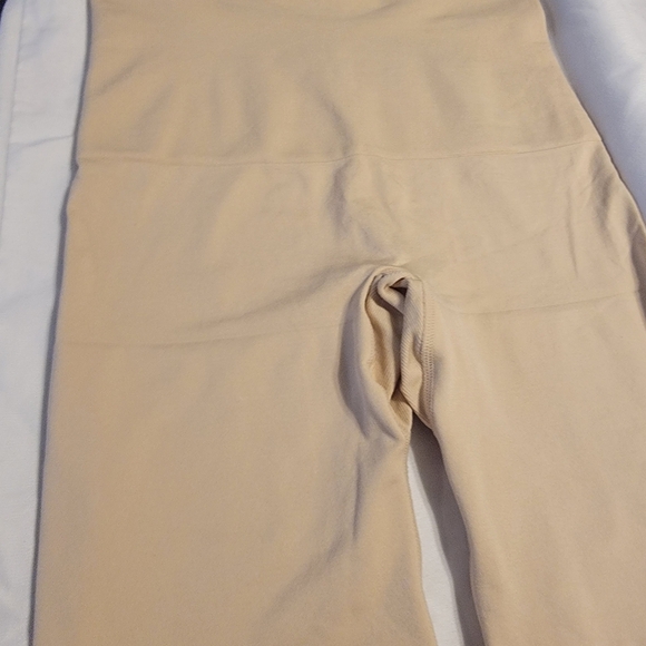 Maidenform Beige Shapewear - Picture 2 of 3